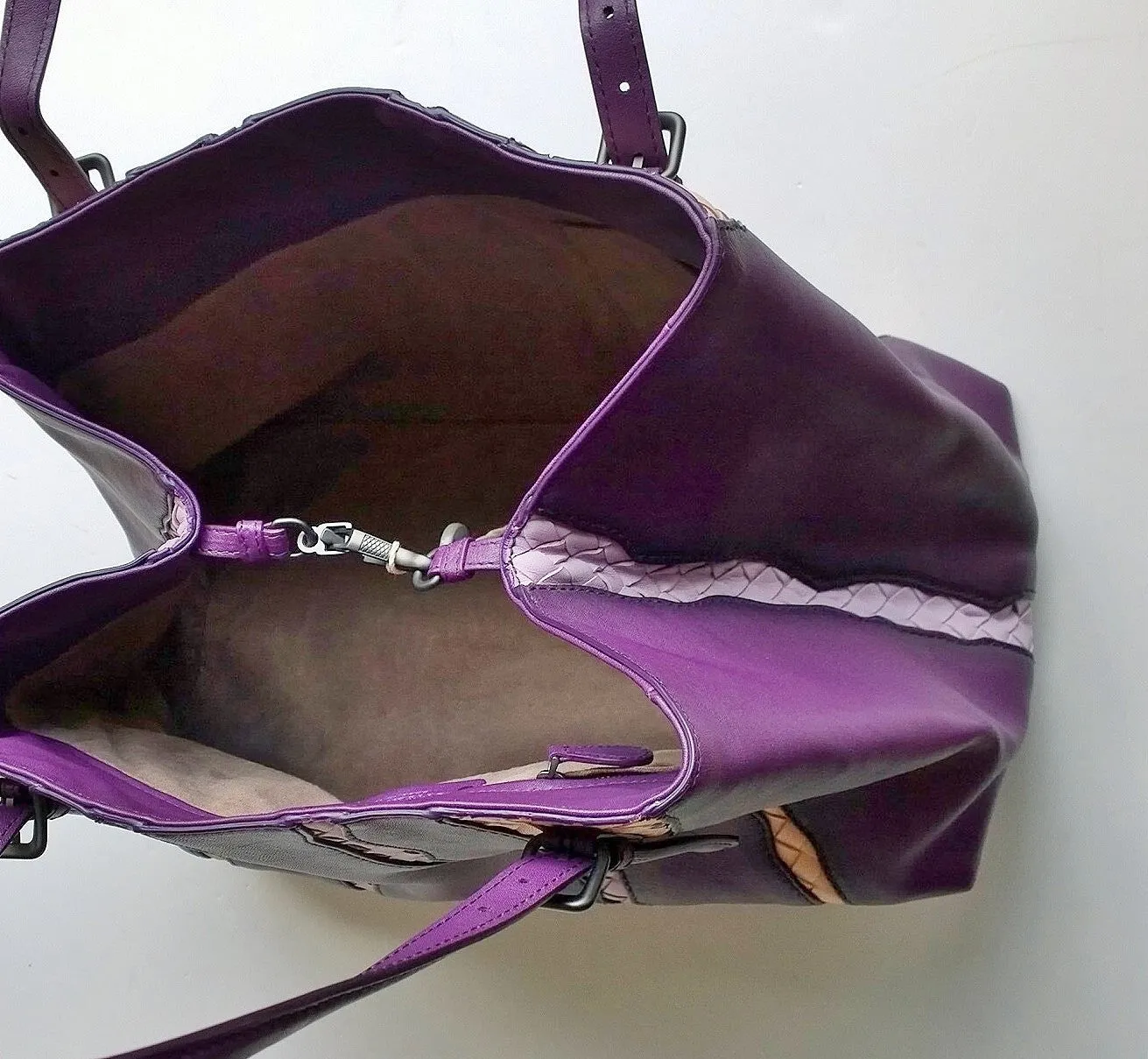 Bottega Veneta Monalisa Tote Bag in Purple Glimmer Washed Nappa Intrecciato Sale Handbag