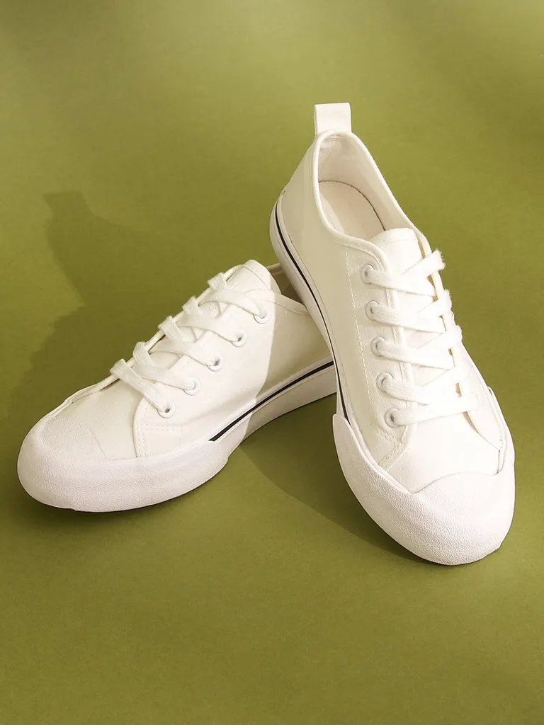 Chennai Lace up Sneakers