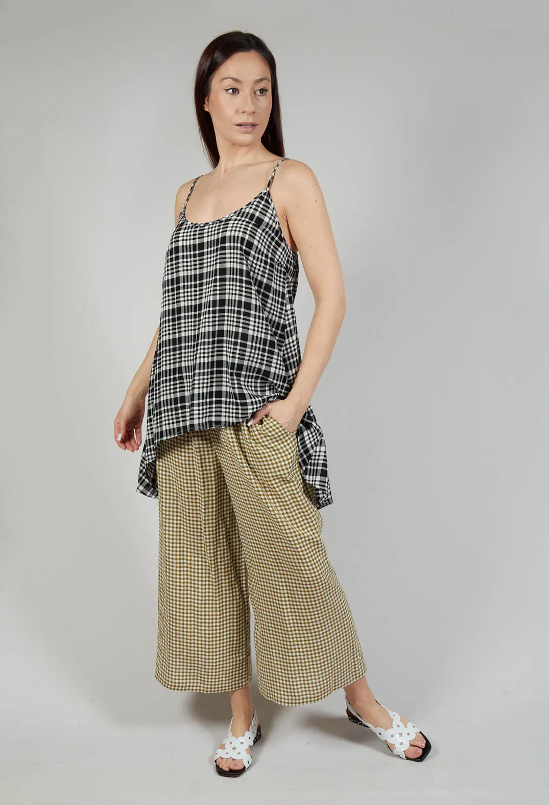 Gingham Tunic Vest in Nero