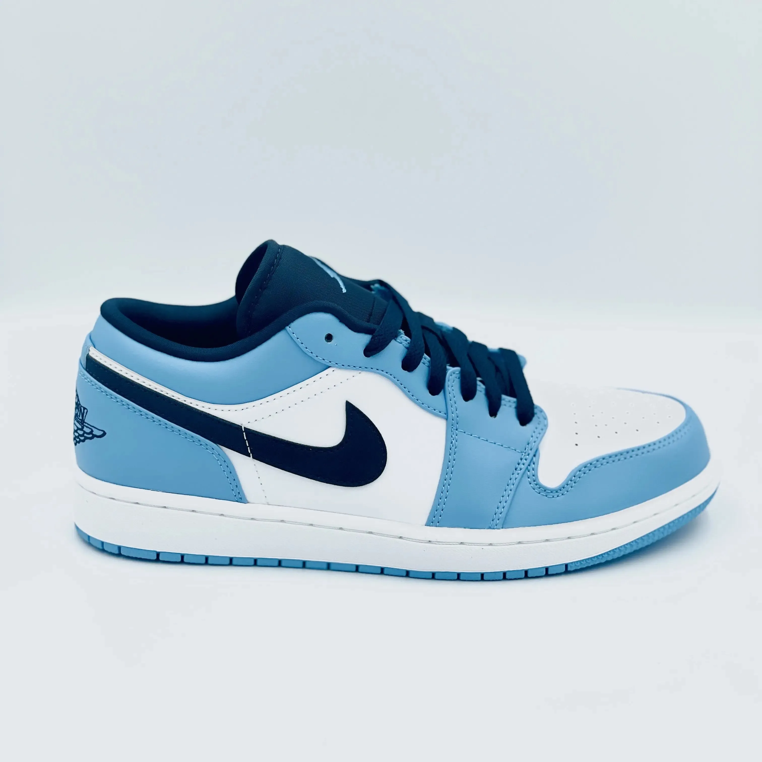 Jordan 1 Low UNC