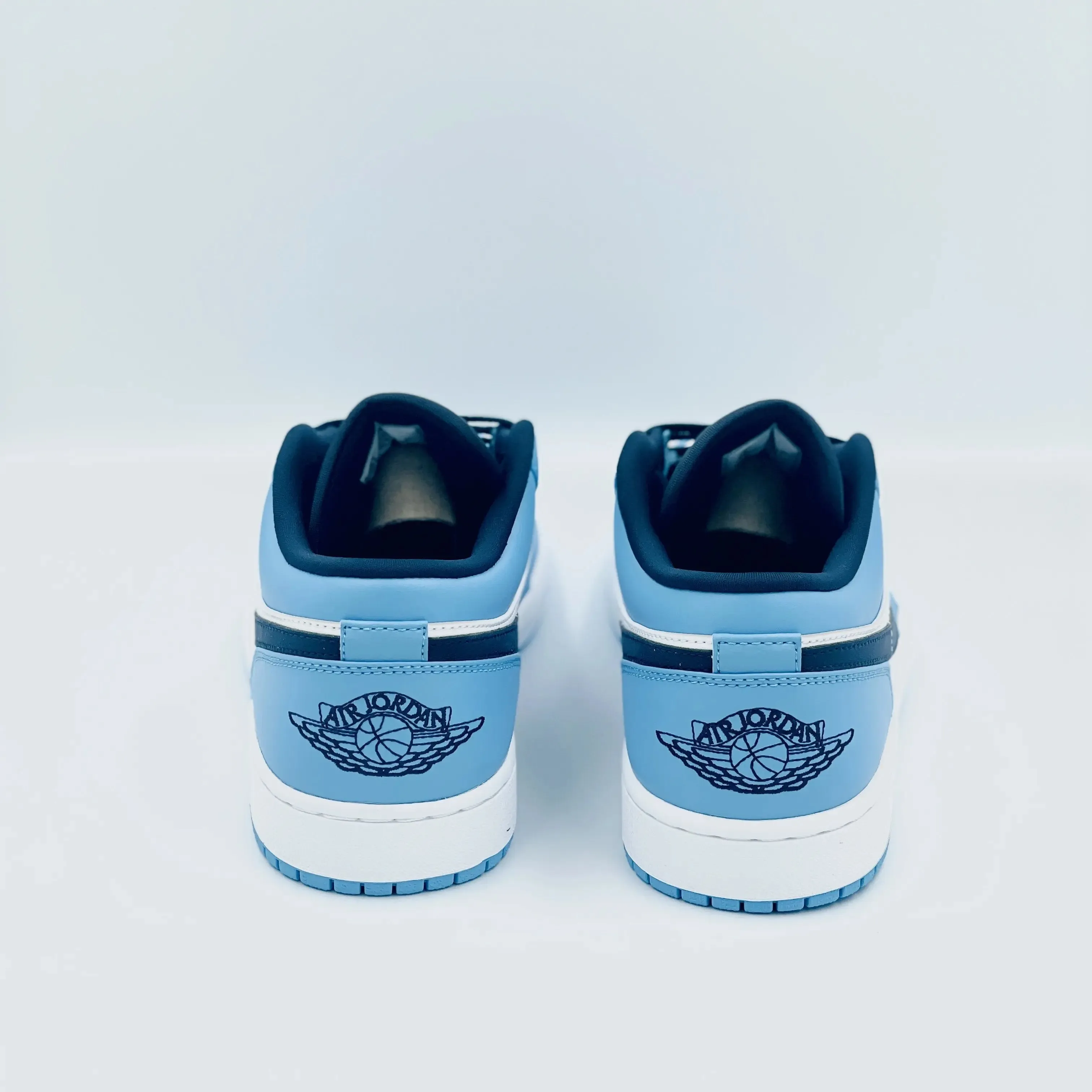 Jordan 1 Low UNC