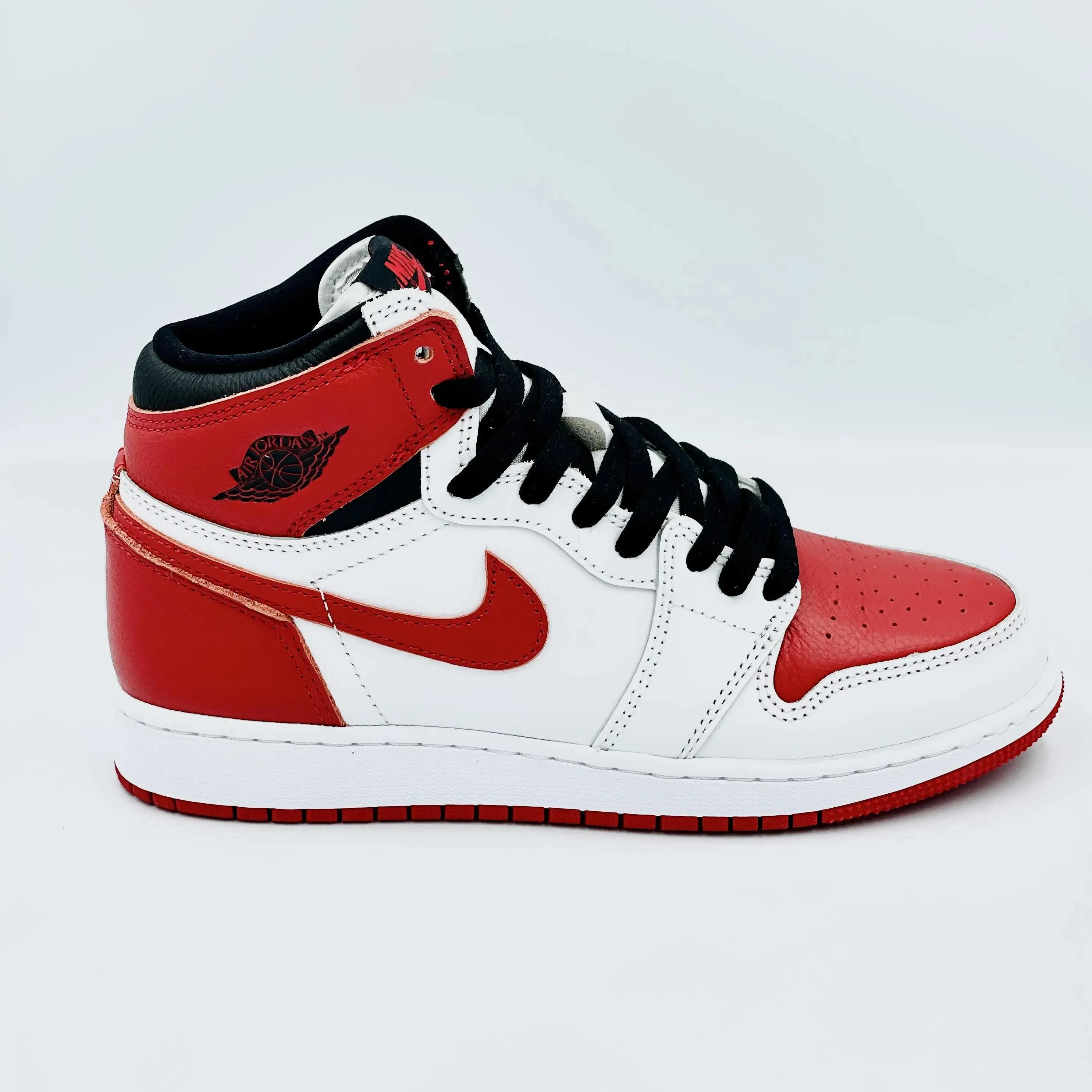 Jordan 1 Retro High Heritage