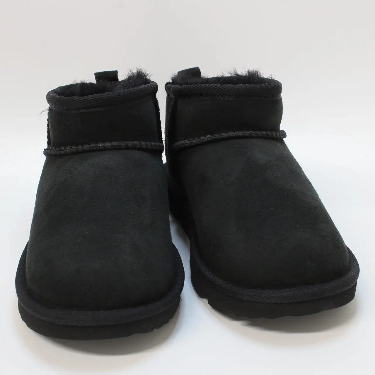 Kids UGG Classic Ultra Mini II Youth Black