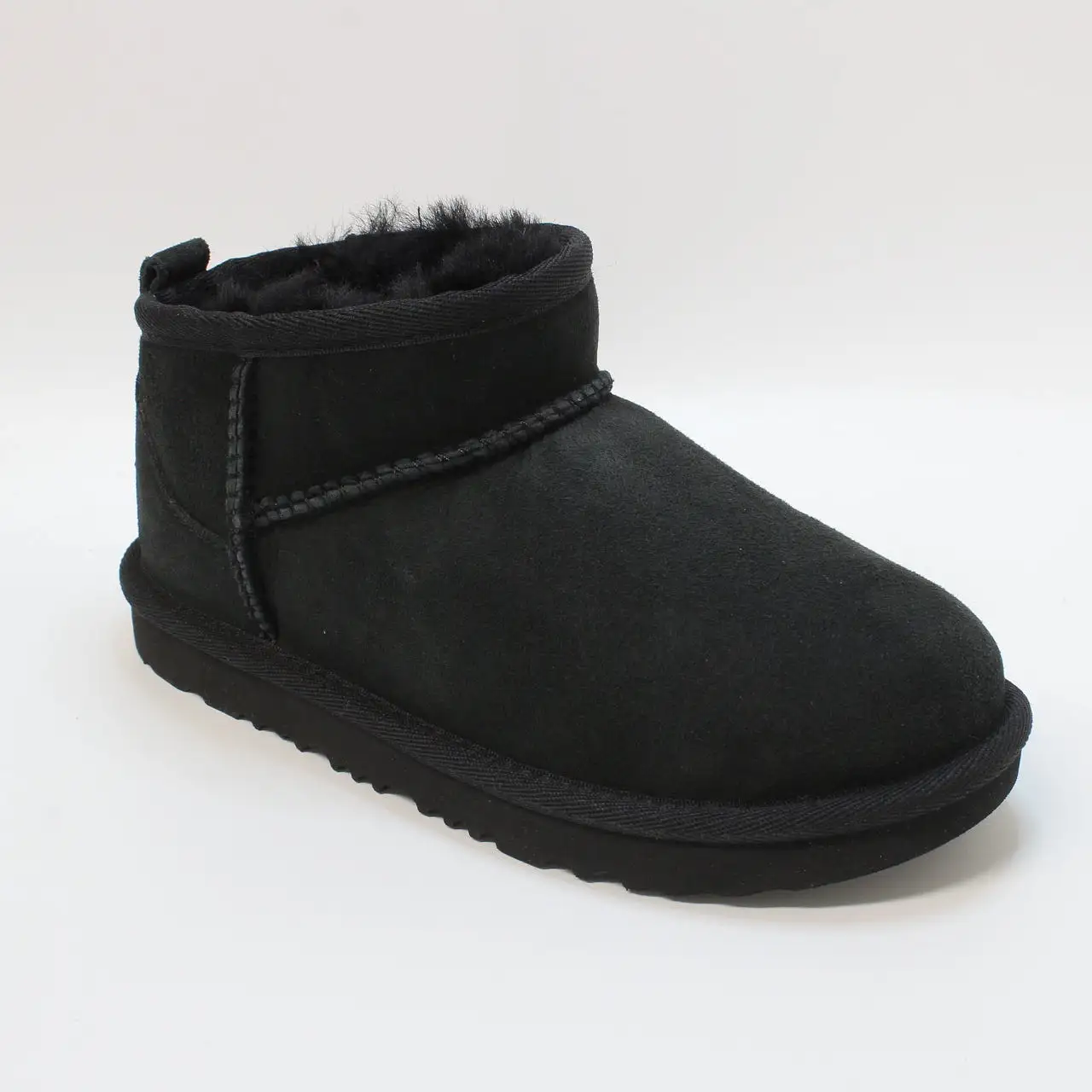 Kids UGG Classic Ultra Mini II Youth Black