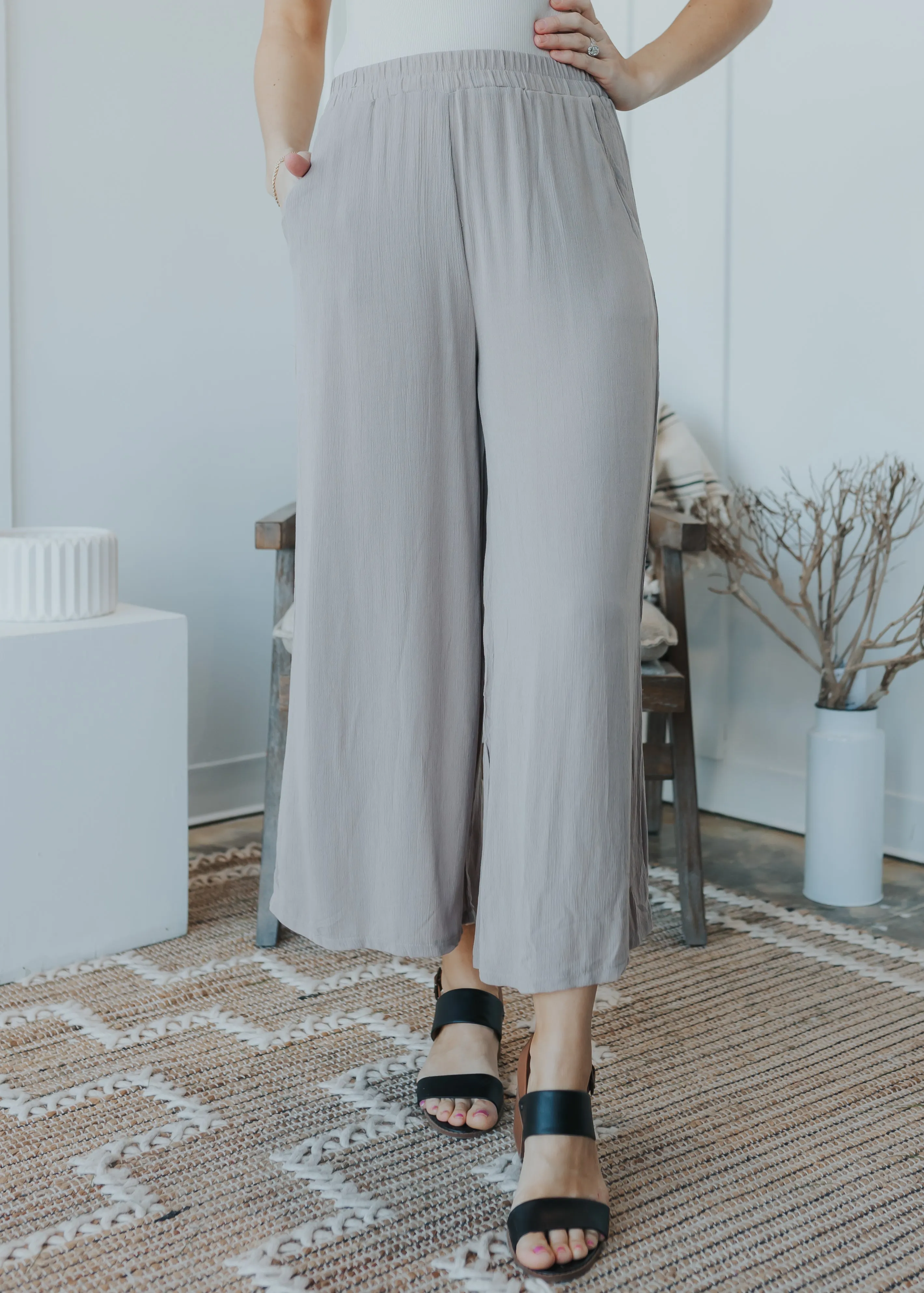 Sandy Woven Cropped Crinkle Pants - 2 Colors