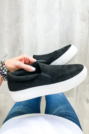 Soda Hike Slip On Sneakers- Black