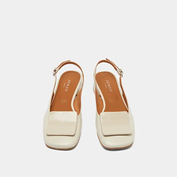 Square-toe slingback ballerinas in ecru pleated patent